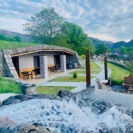 Hotel Hobbiton T'mogvi Kültér fotó