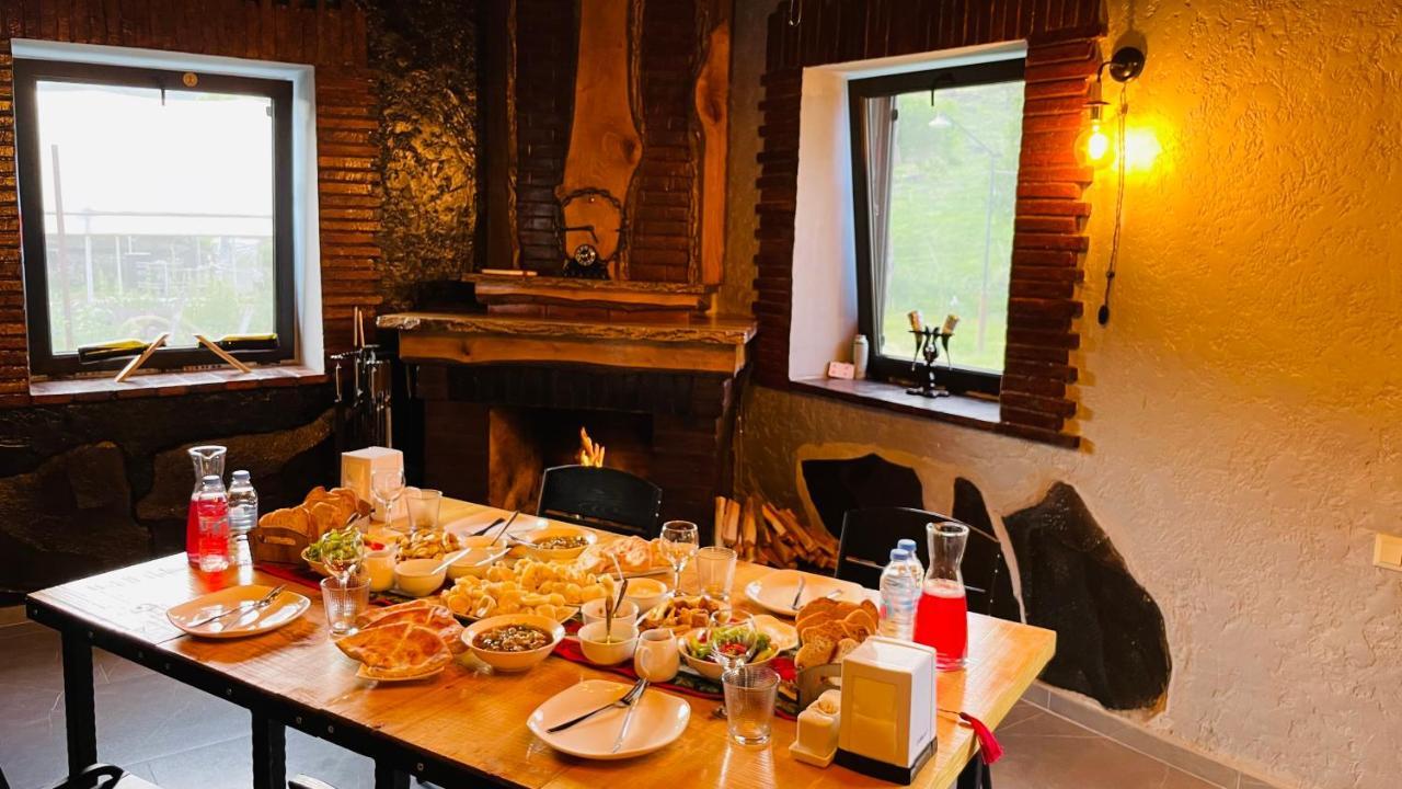 Hotel Hobbiton T'mogvi Kültér fotó