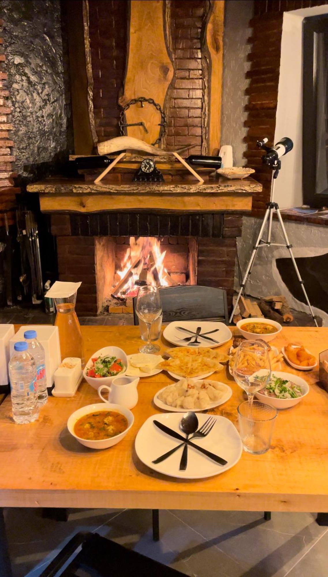 Hotel Hobbiton T'mogvi Kültér fotó
