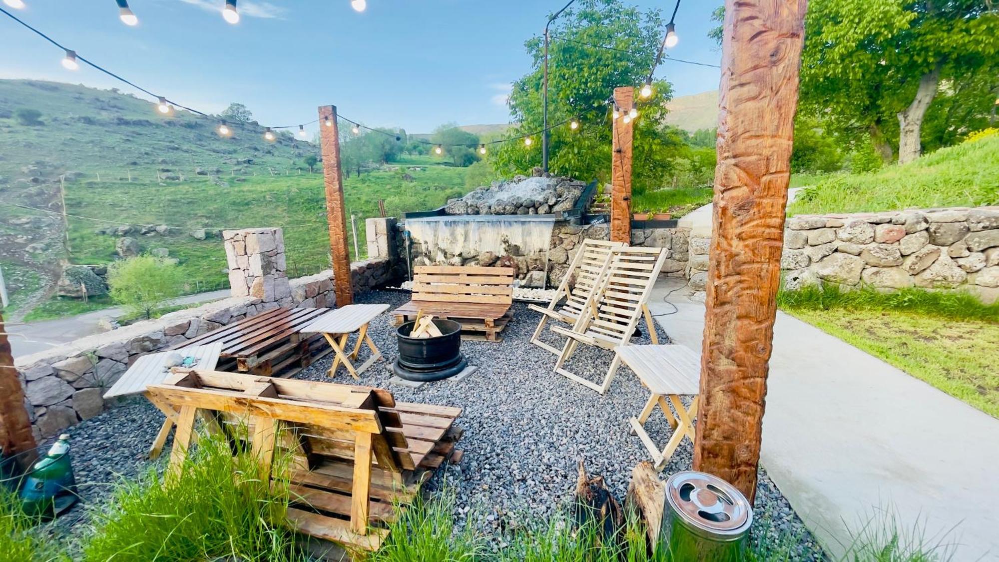 Hotel Hobbiton T'mogvi Kültér fotó
