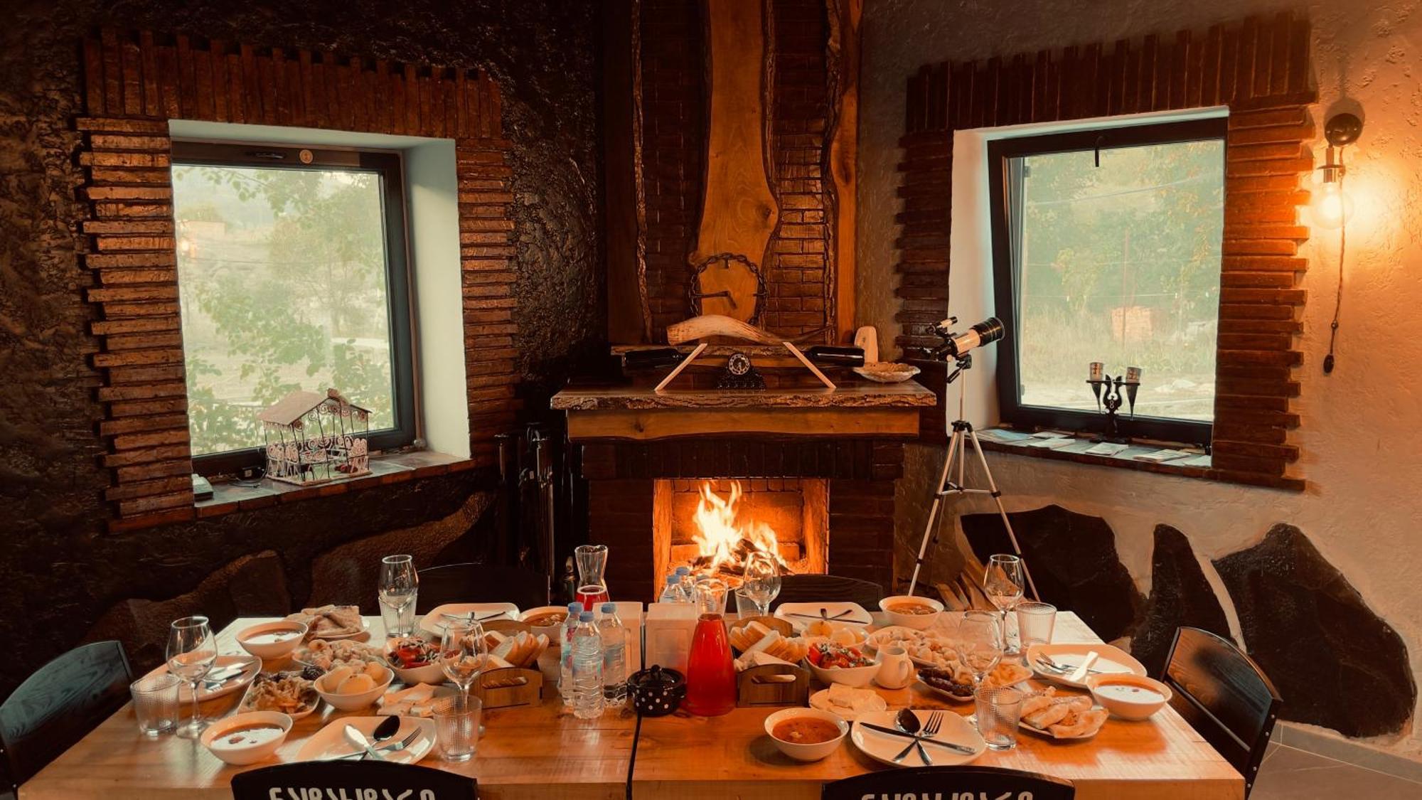 Hotel Hobbiton T'mogvi Kültér fotó