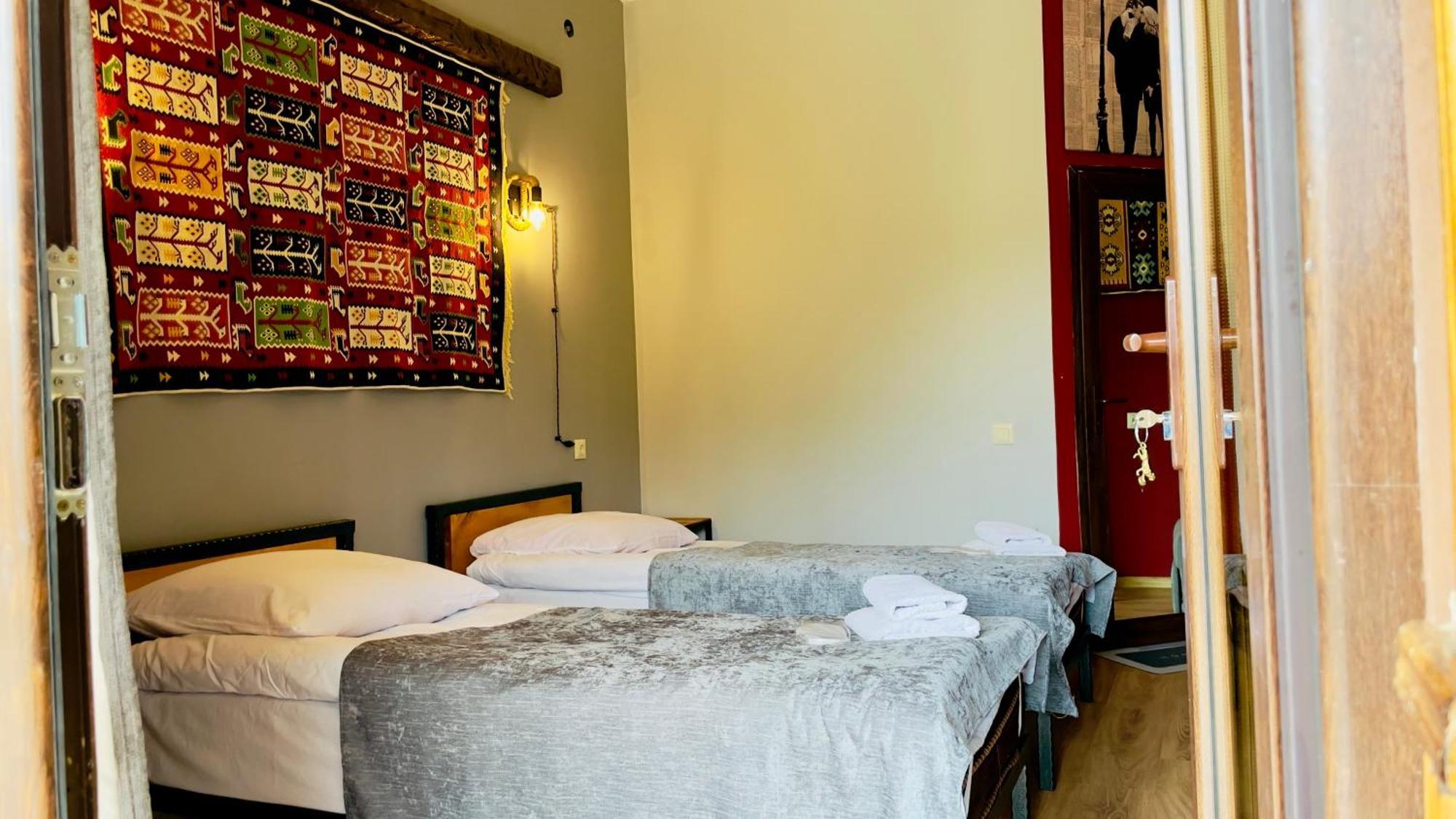 Hotel Hobbiton T'mogvi Kültér fotó