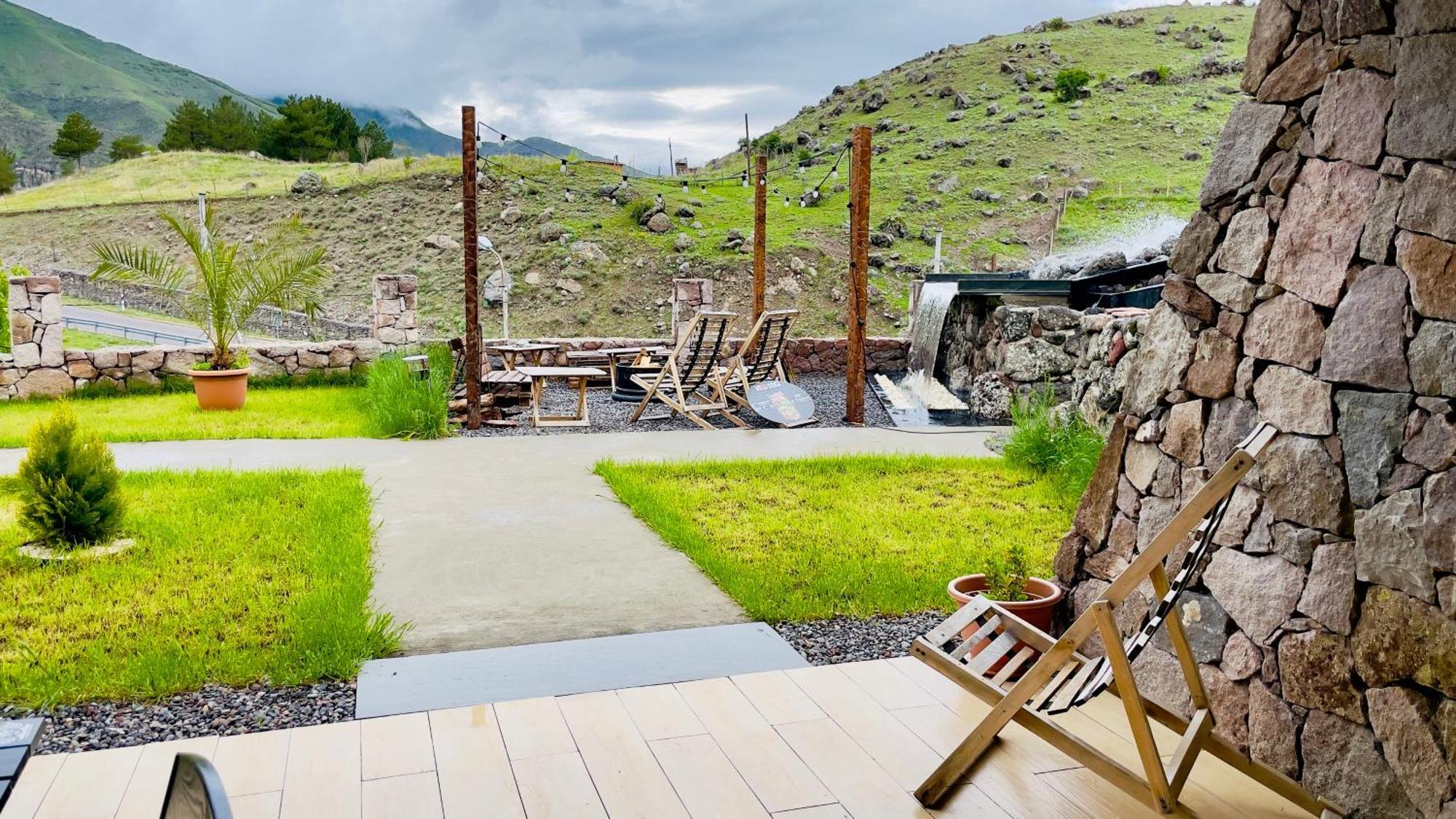 Hotel Hobbiton T'mogvi Kültér fotó